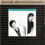 Daryl Hall & John Oates - Voices